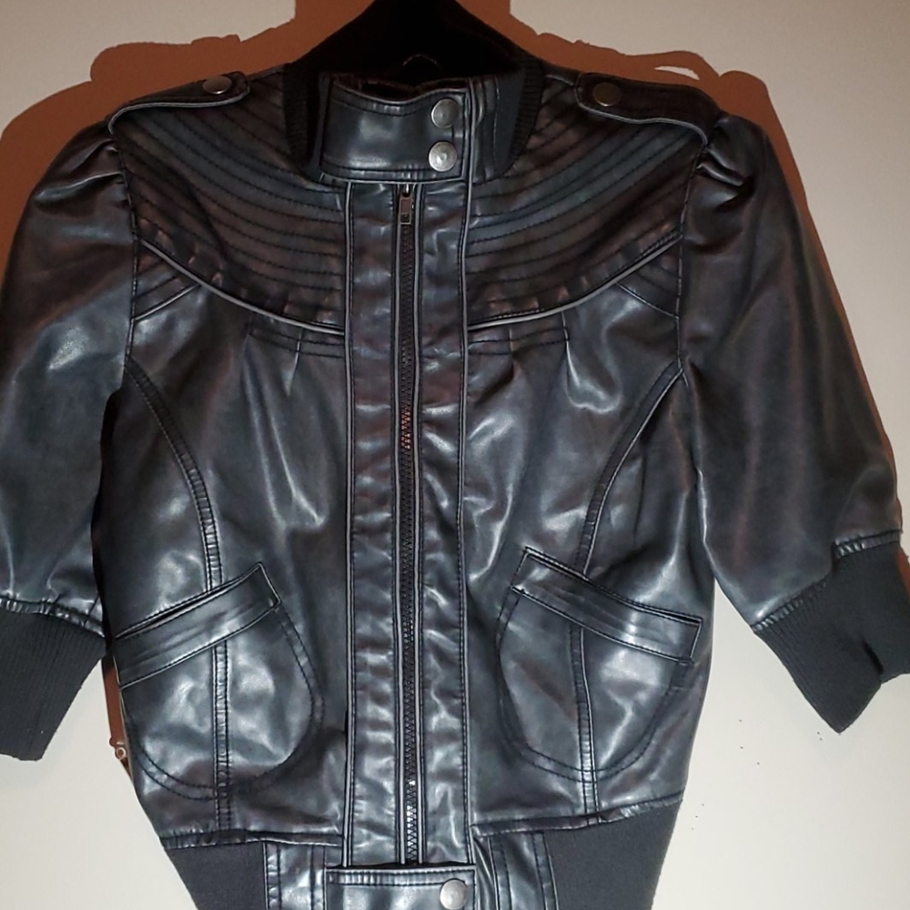 Jacket - Picture 2 of 4